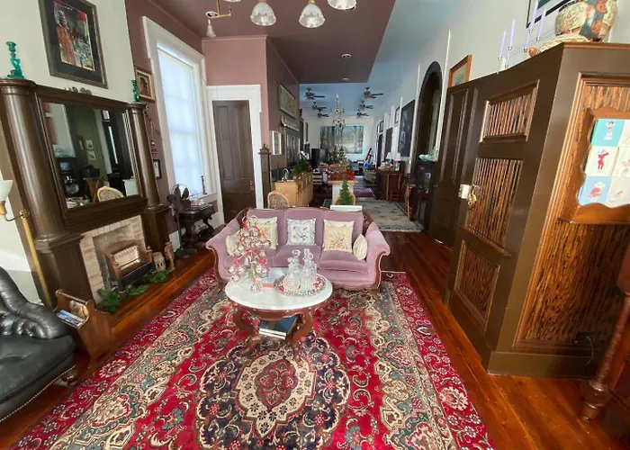 Bazsinsky House