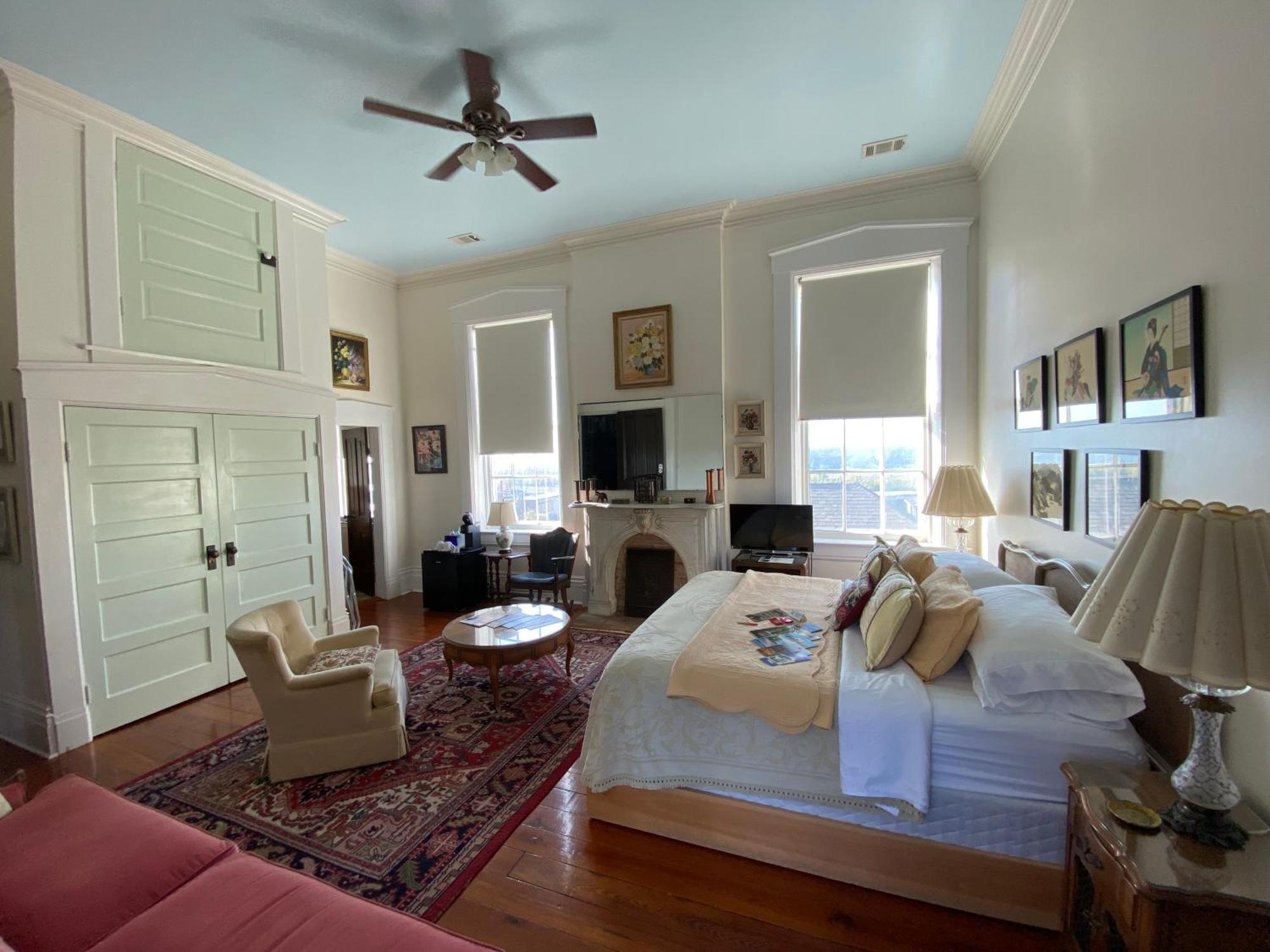 Bazsinsky House Bed & Breakfast 3*