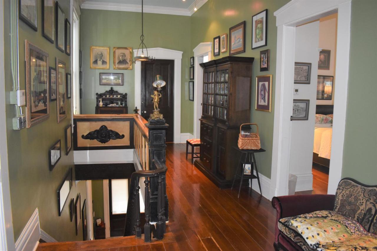 Bazsinsky House