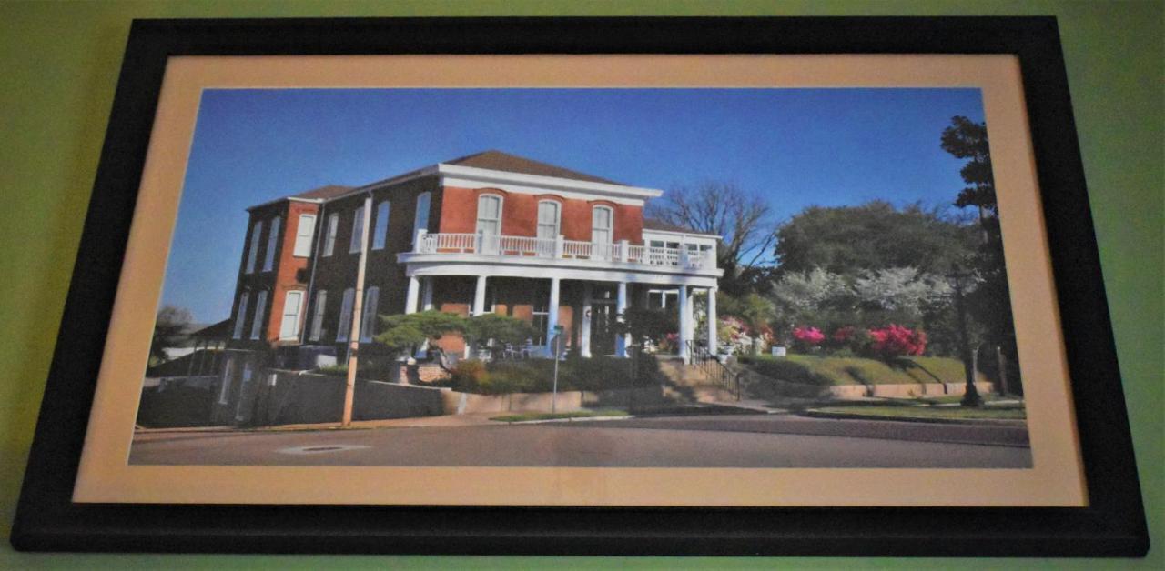 Bazsinsky House 3*